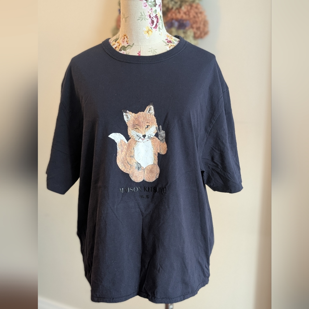 Maison Kitsun All Right Fox Print Classic T-Shirt.